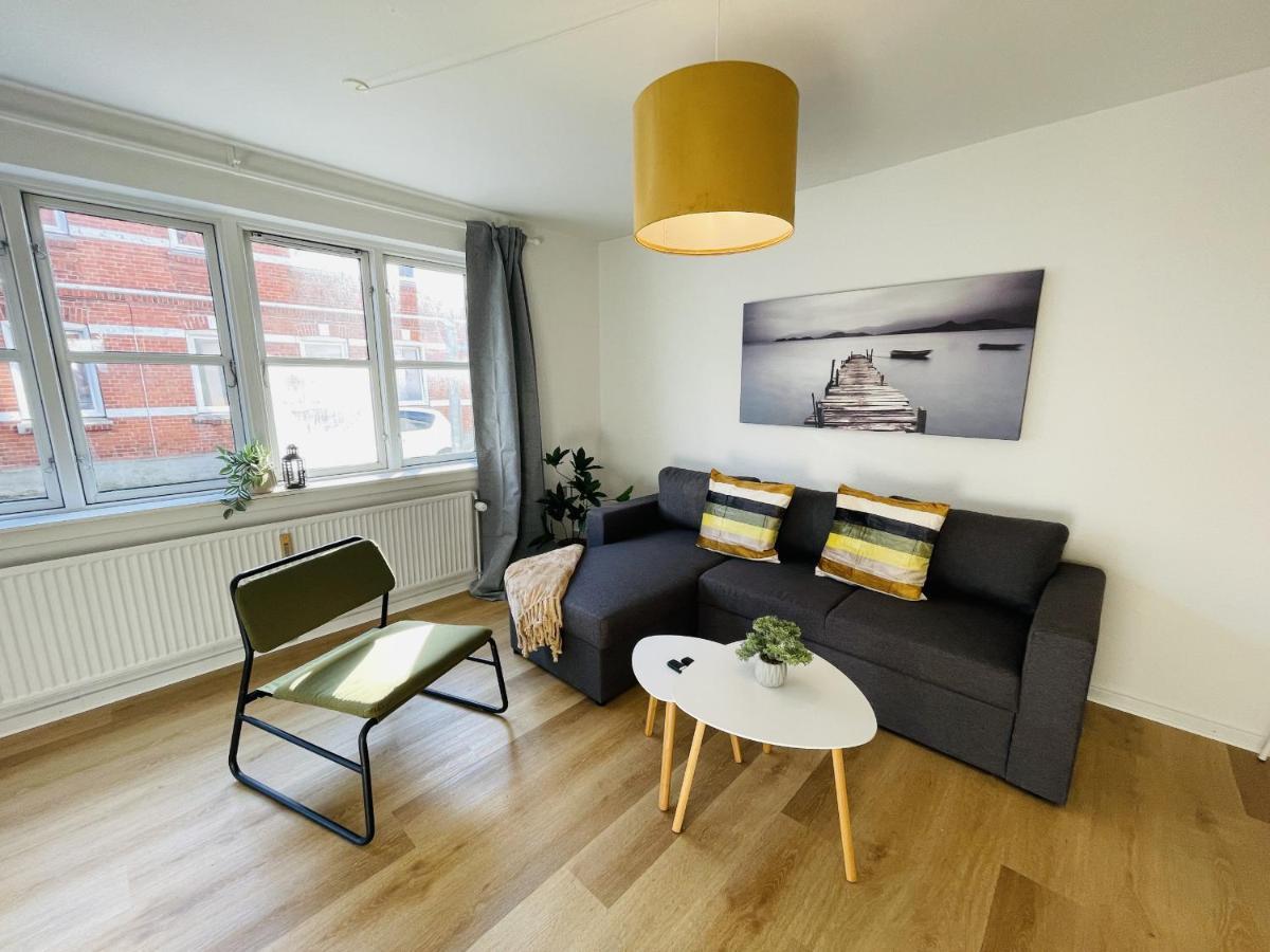 Aday - Central Terrace Apartment In 히링 외부 사진
