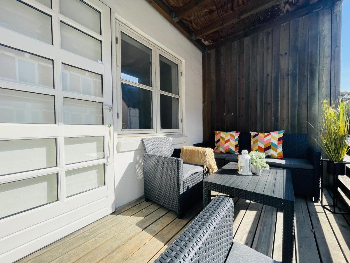 Aday - Central Terrace Apartment In 히링 외부 사진
